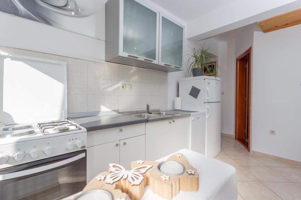 Apartman Lucy Hvar Town Esterno foto