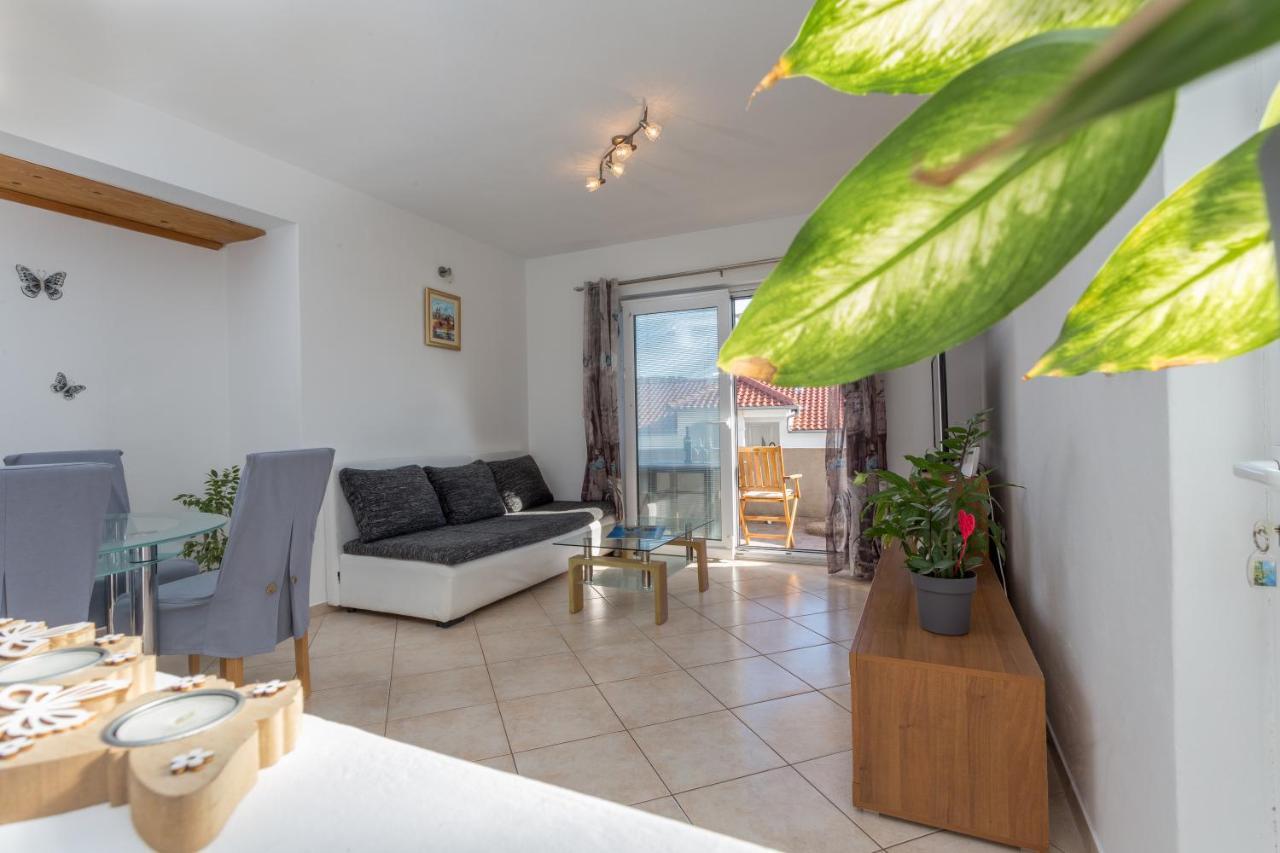 Apartman Lucy Hvar Town Esterno foto