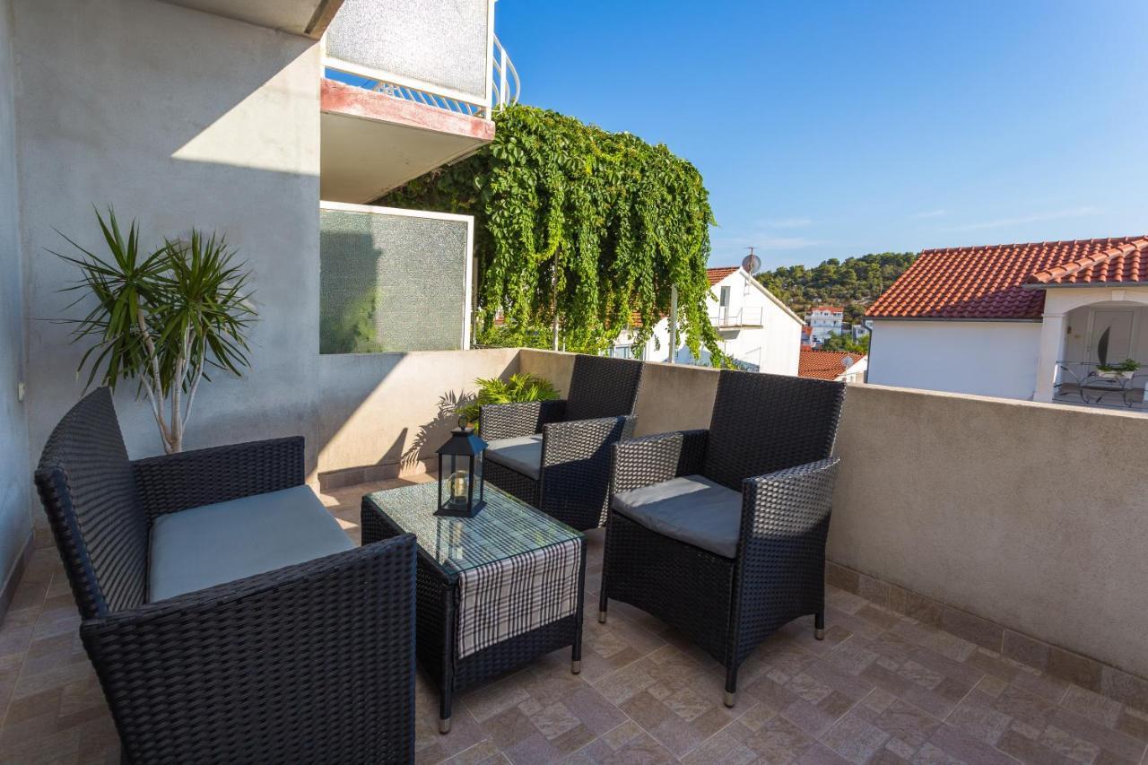Apartman Lucy Hvar Town Esterno foto