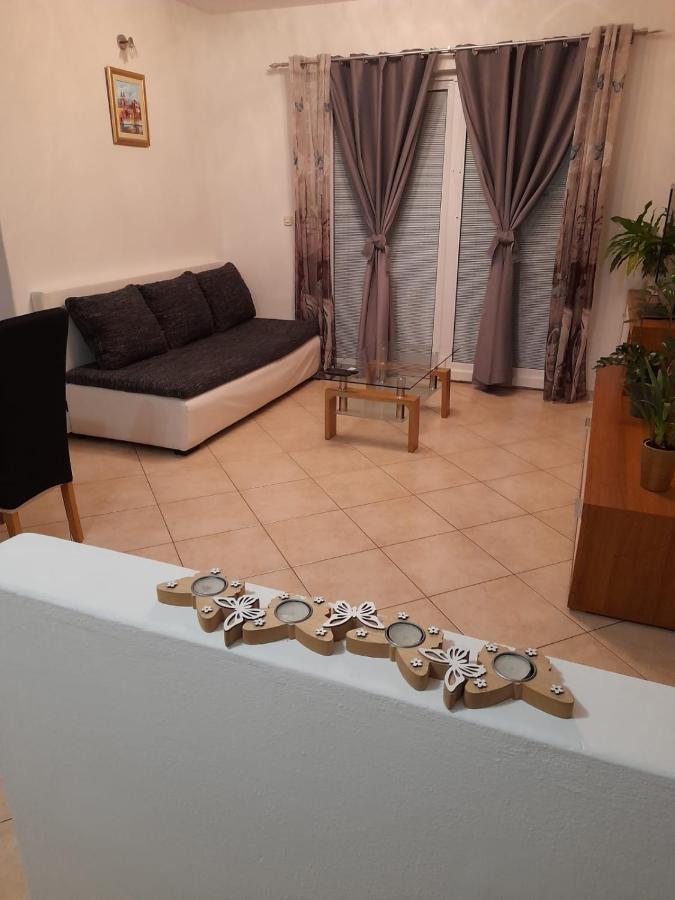 Apartman Lucy Hvar Town Esterno foto