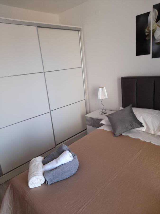 Apartman Lucy Hvar Town Esterno foto